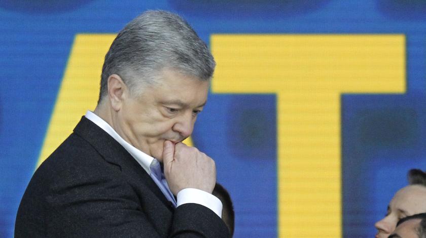 Порошенко про отвод войск: мы теряем около 30 населенных пунктов