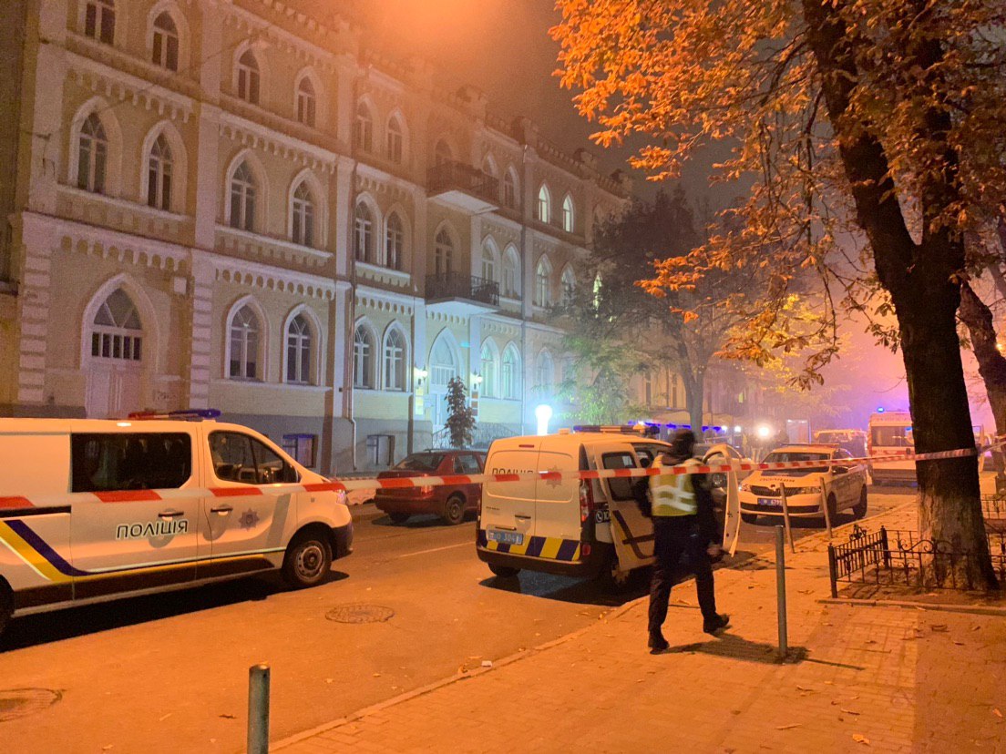 Эксклюзив. Фото с места взрыва в Киеве (18+)