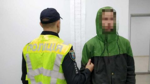 В Киеве таксист спас девушку от изнасилования