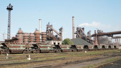 Днепровский меткомбинат частично останавливает производство