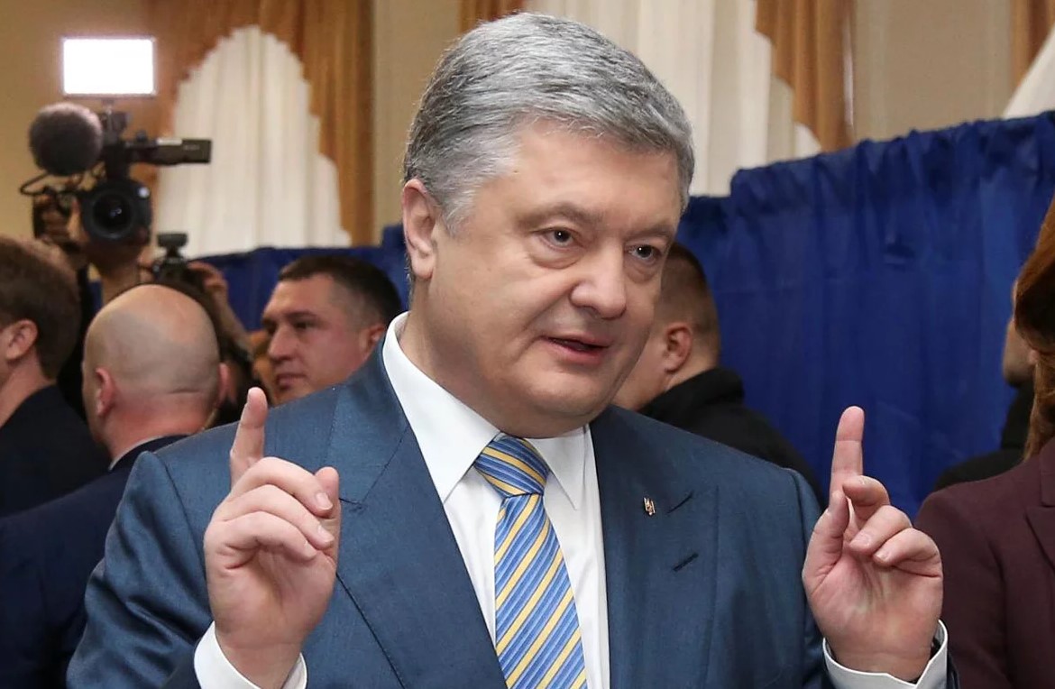 Порошенко: в минских соглашениях нет разведения войск