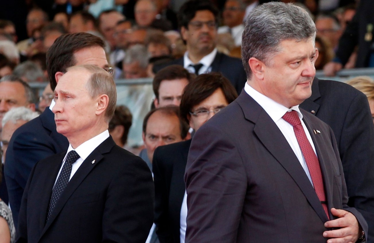 Грынив: первые полгода Путин постоянно предлагал Порошенко помощь