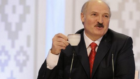 Опрос: Лукашенко стал любимым иностранным лидером для украинцев