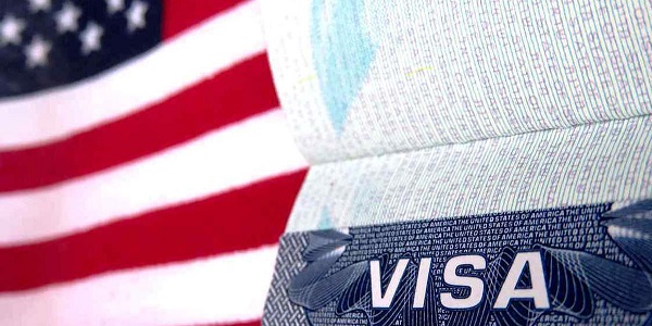 США не выдают визы почти каждому второму украинцу