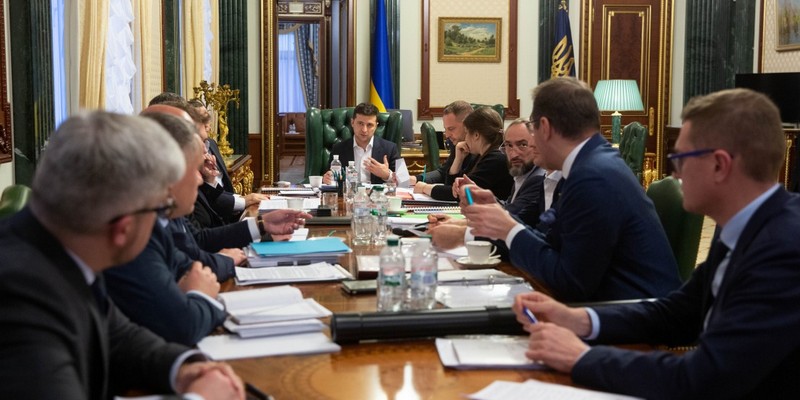 В Офисе президента утвердили пять сценариев реинтеграции Донбасса