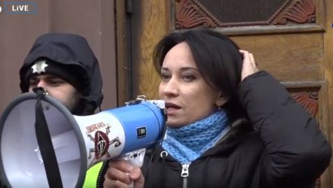 Маруся Зверобой оставила в ГБР вопросы о допросе