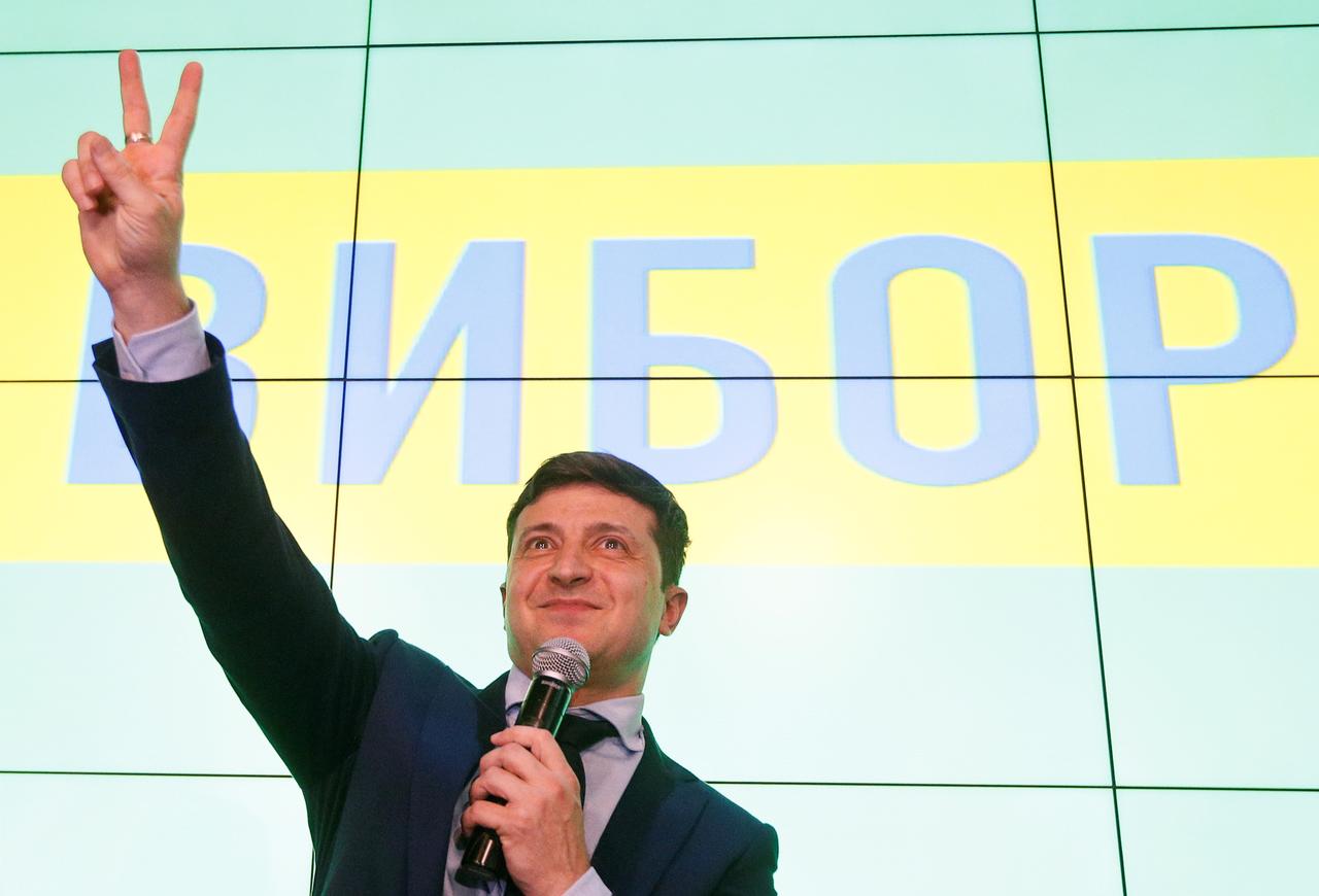Украинцы выбрали политика и событие 2019 года