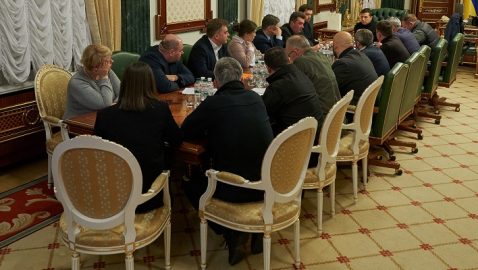 Зеленский провел рабочее совещание из-за авиакатастрофы – итоги