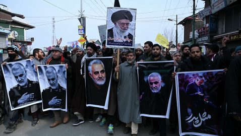 «Получат жесткий ответ»: Иран пообещал отомстить США за убийство Сулеймани
