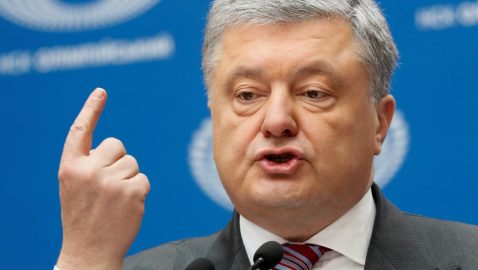 Порошенко: бой в районе Золотого – это мир глазами Путина