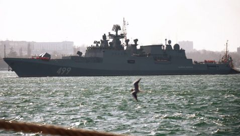 Два российских фрегата идут в Средиземное море