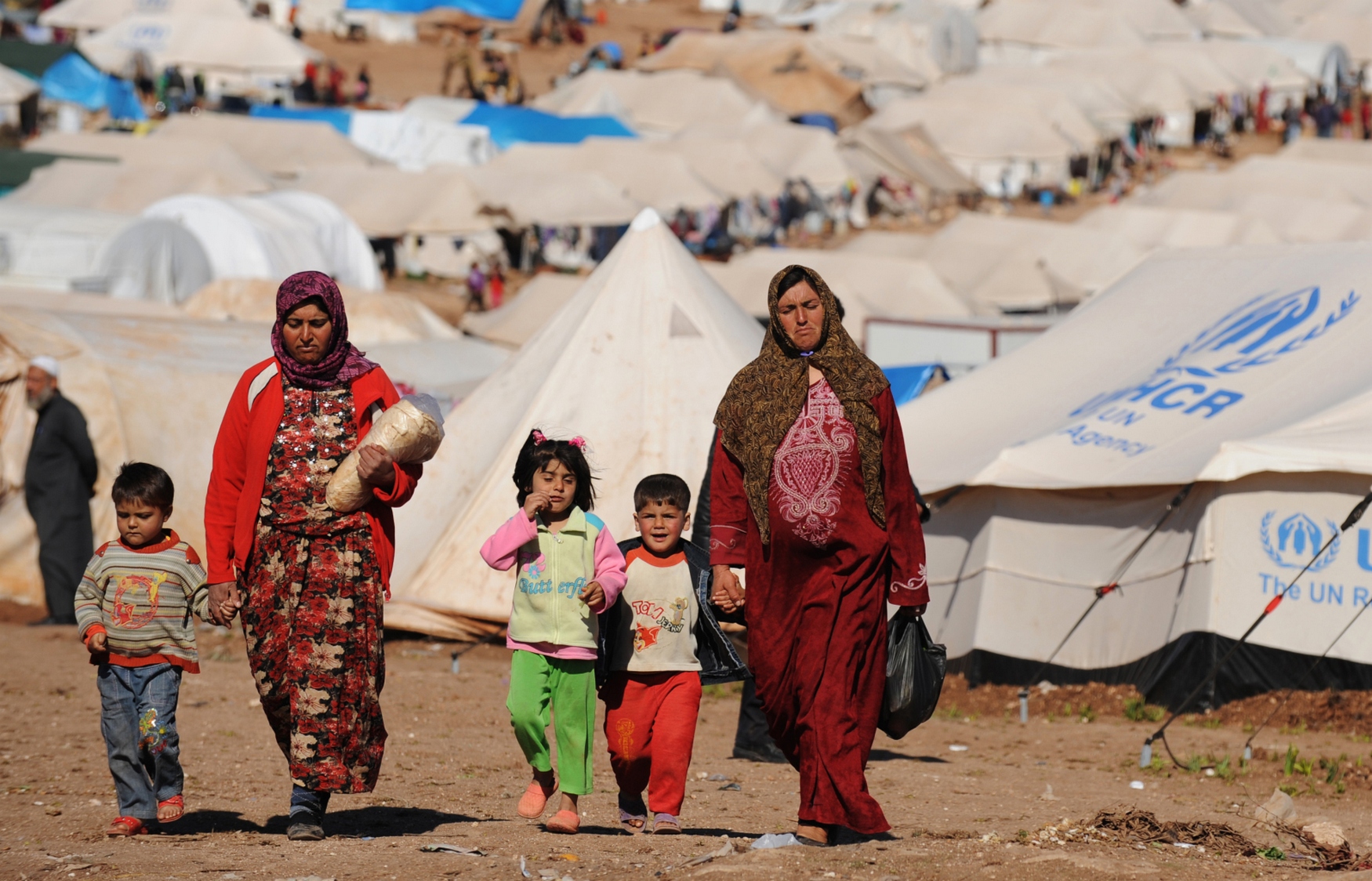 Турция открыла границу с ЕС для беженцев из Сирии