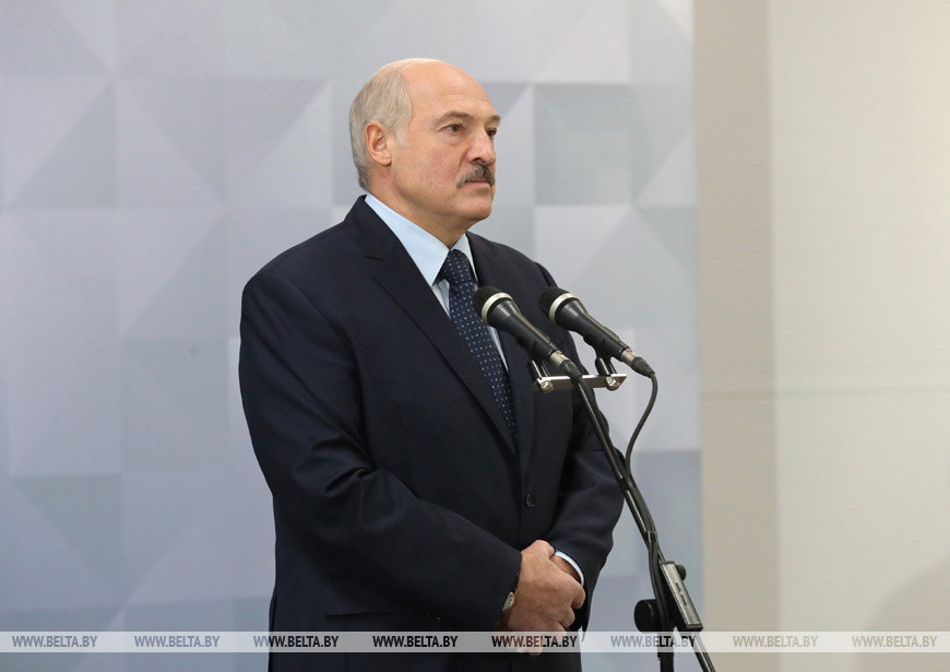 Лукашенко поедет на парад Победы в Москве
