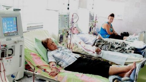 Женщина на Закарпатье заразила коронавирусом 19 человек