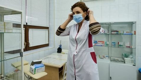 «Люди прут толпами в инфекционные стационары для теста на коронавирус» – врач-инфекционист