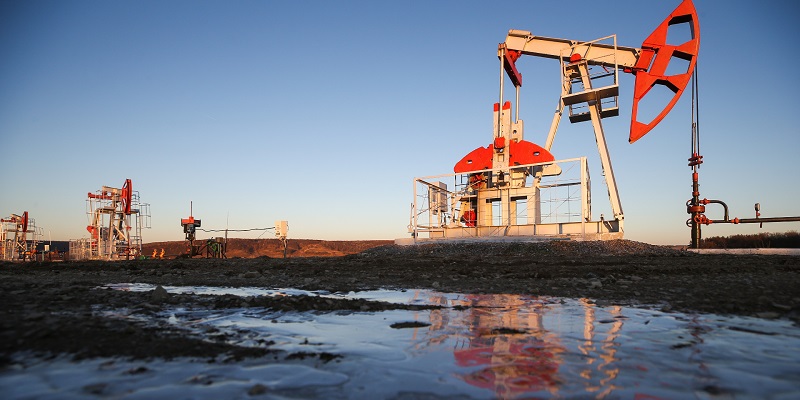 Цена на нефть Brent упала до рекордного за 4 года минимума