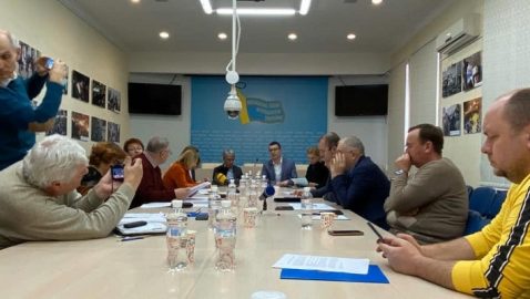 НСЖУ требует от Зеленского отправить в отставку Бородянского