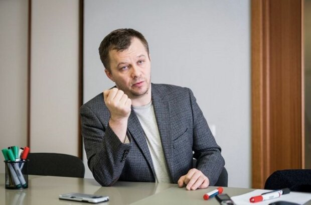 Милованов предложил бороться с кризисом деньгами Коломойского