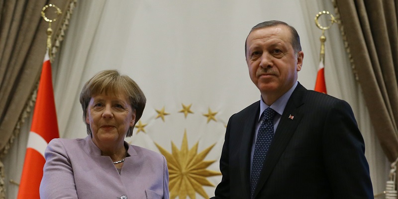 Меркель прокомментировала наплыв беженцев с территории Турции