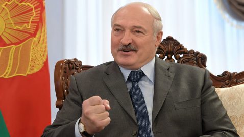 Лукашенко рассказал анекдот о коронавирусе и Жириновском