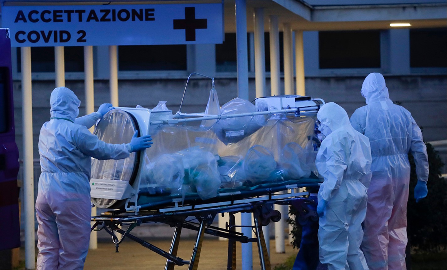 Китайские медики предупредили, что Европа повторяет их ошибки в борьбе с коронавирусом