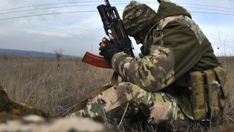 На Донбассе погибли трое военных, девятеро ранены