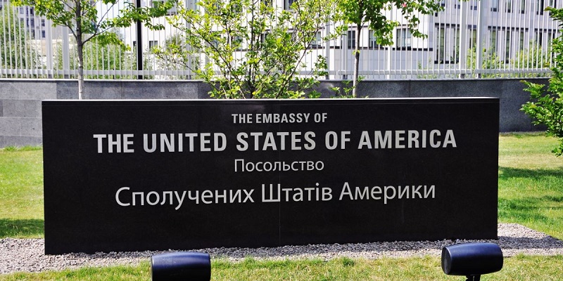 Посольство США вступилось за Кутепова