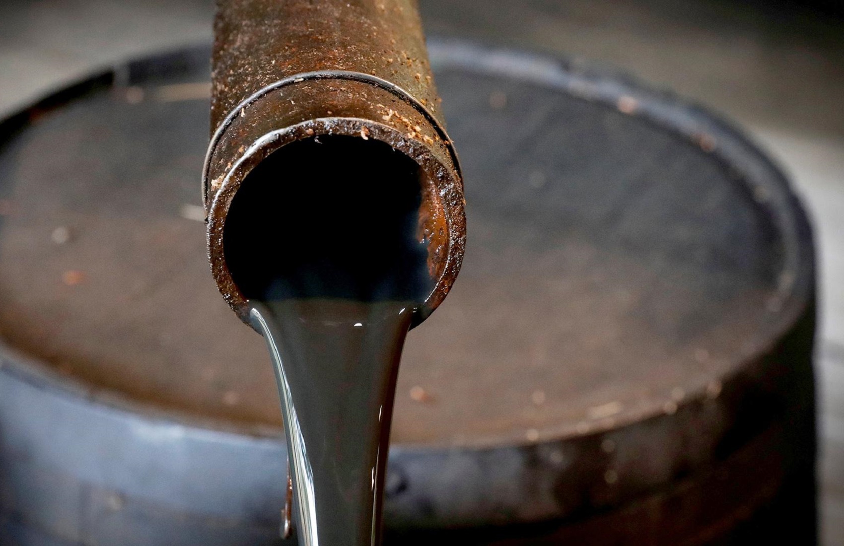 Цена нефти WTI впервые в истории упала до $0