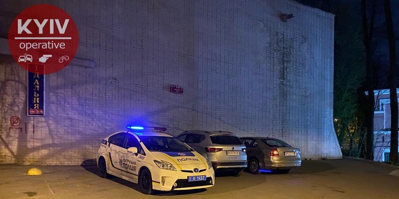 Полицейские ищут бомбу в Александровской больнице