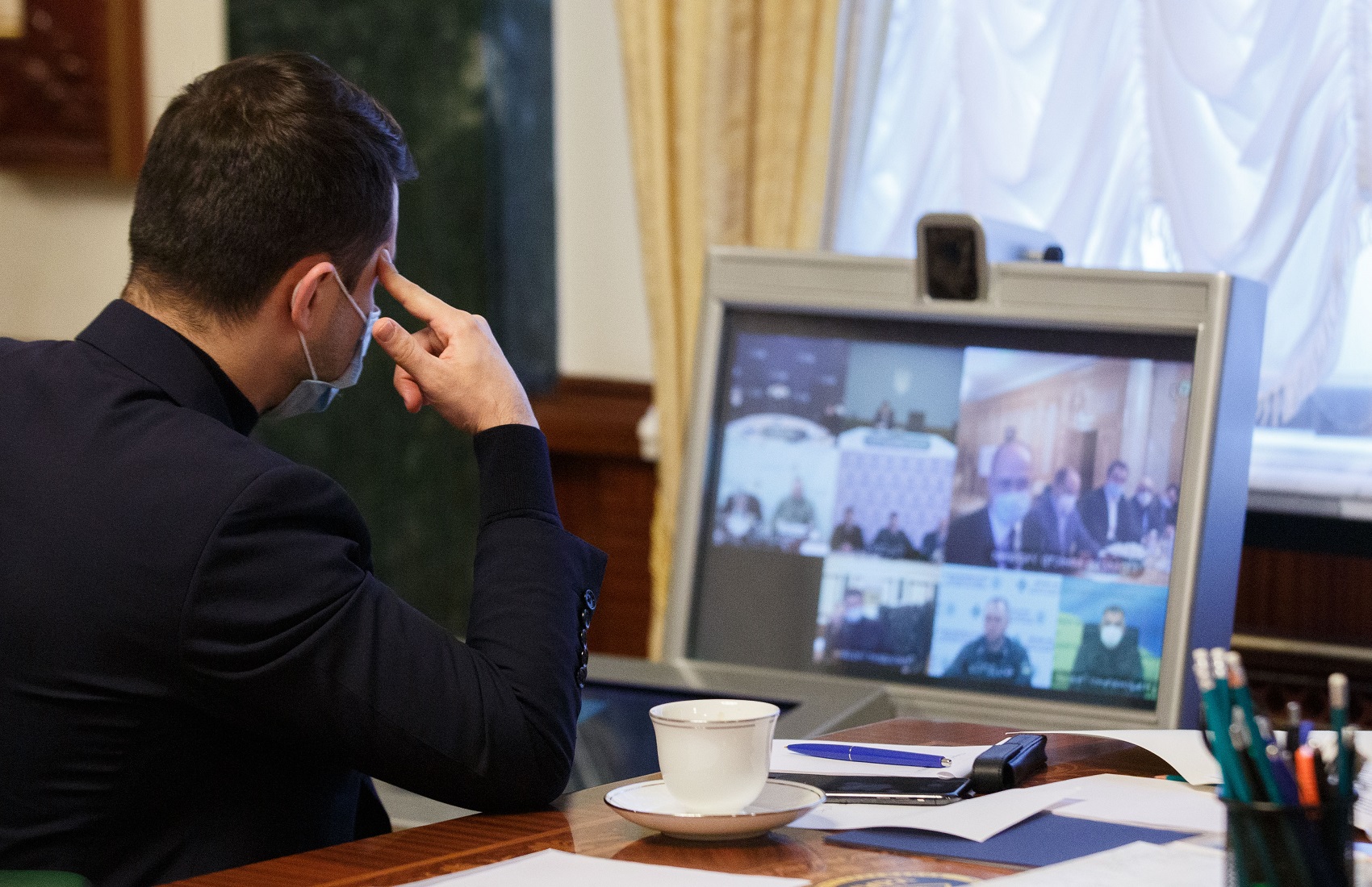 Зеленский ответил на петицию касательно Консультативного совета с ОРДЛО