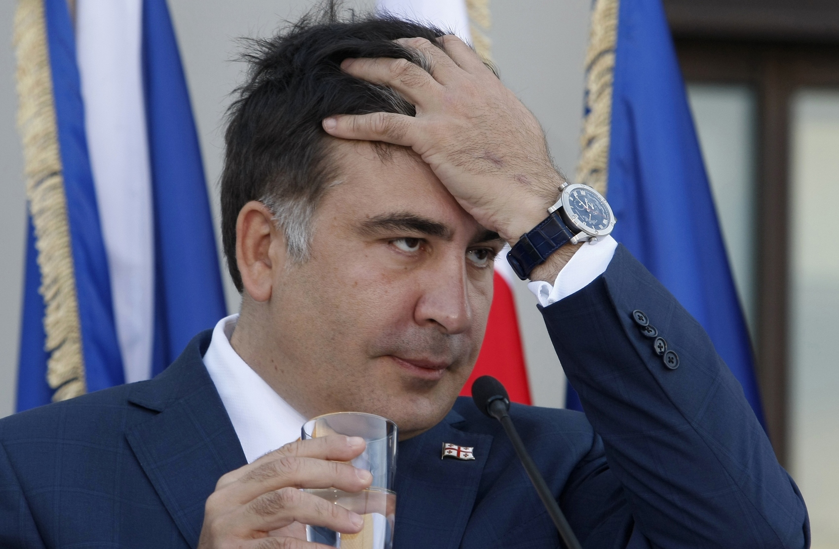 Саакашвили увидел руку Кремля в сопротивлении его назначению вице-премьером