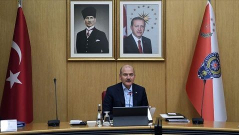 Эрдоган отказал главе МВД, который просил отставку из-за провала с комендантским часом