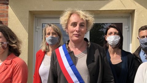 Во Франции мэром избрали трансгендерную женщину