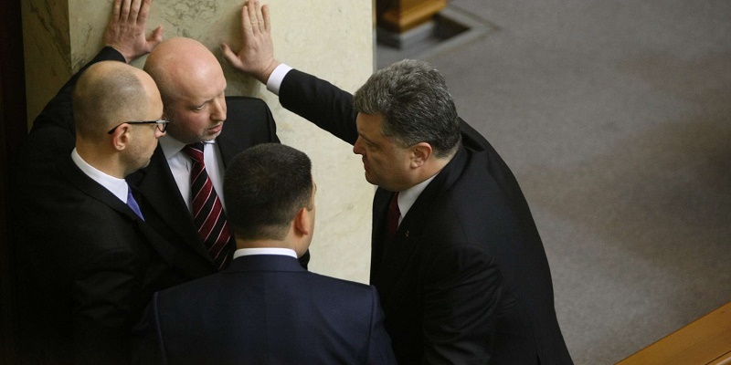 Турчинов, Яценюк и Геращенко обратились к США из-за украинских политиков, «инспирированных Москвой»