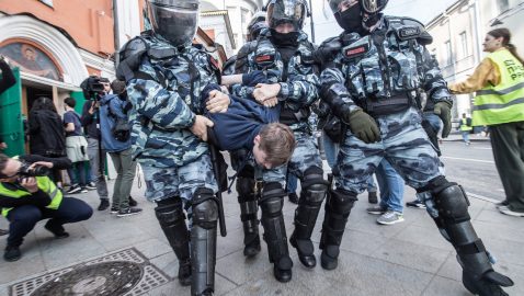 Школьник обратился в ЕСПЧ из-за избиения во время митинга 3 августа в Москве