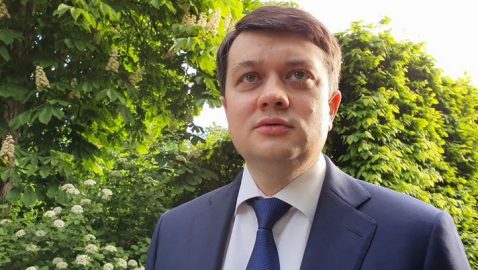 Разумков рассказал о своем отношении ко Дню Победы