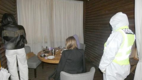 В Киеве полиция застукала ресторан с посетителями