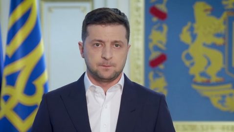 Зеленский пригрозил увольнением главам ОГА за задержку выплат медикам