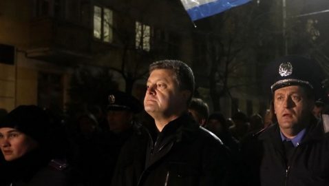 «Крым не просился в Россию»: Порошенко поздравил Симферополь с Днем города