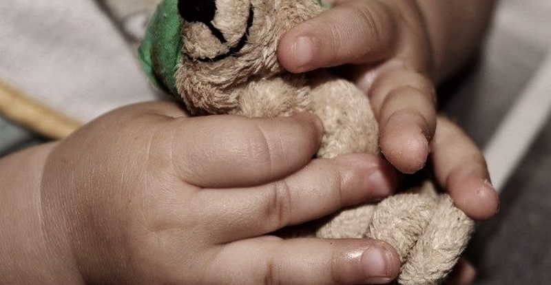 Владелицу нелегального детского сада Запорожья подозревают в умышленном убийстве годовалого ребёнка