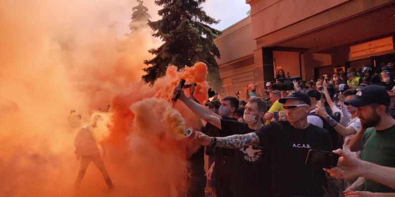 Шевченковский райсуд предупредил митинговавших в поддержку Стерненко об ответственности