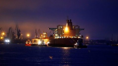 В Литву прибыл первый танкер с американской нефтью для Беларуси