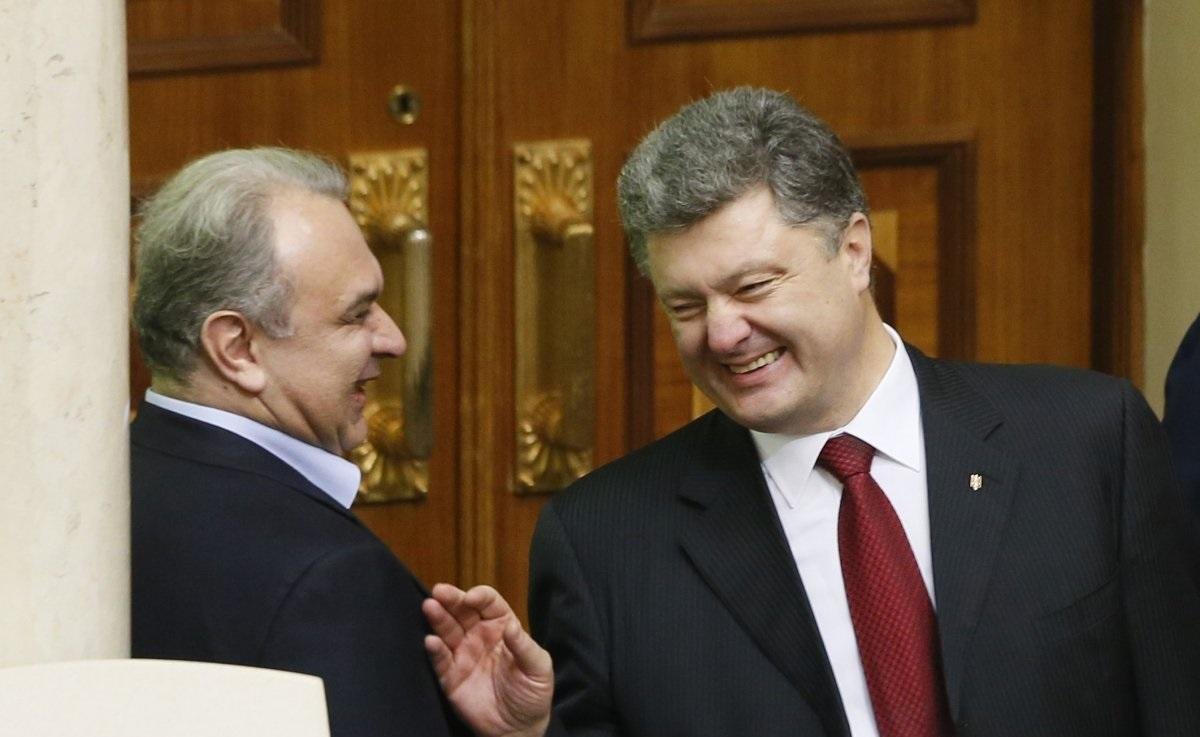 Экс-соратник Порошенко обвинил его в финансировании Майдана и подкупе европейских чиновников