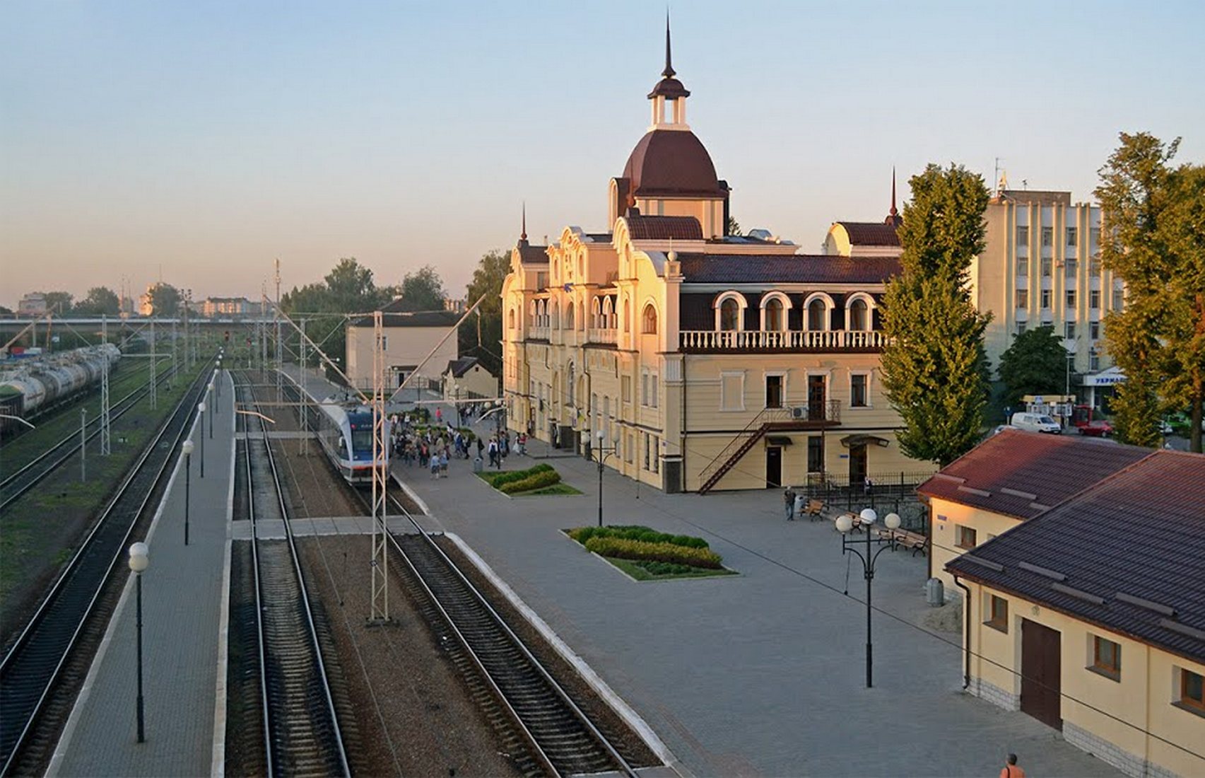 Укрзализныця отменяет остановку поездов в Луцке и Тернополе