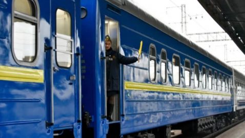 В Укрзализныце рассказали, почему начали продажу билетов на все места в поездах