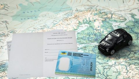 В Украине упростили правила выдачи водительских прав