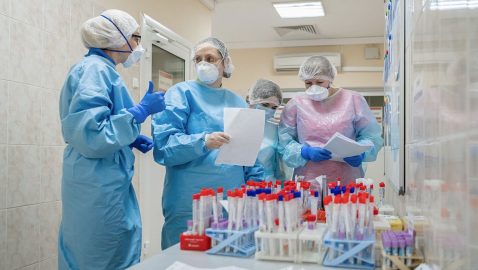 В Украине тестируют четыре препарата от COVID-19