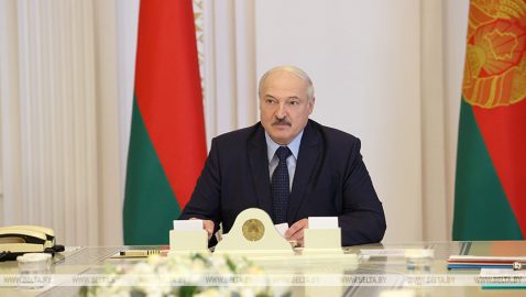 Лукашенко: против Беларуси ведут гибридную войну, мы ждём пакостей с любой стороны