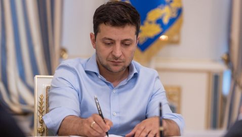 Зеленский подписал закон о легализации игорного бизнеса