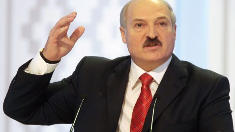 Лукашенко прокомментировал протесты на заводах
